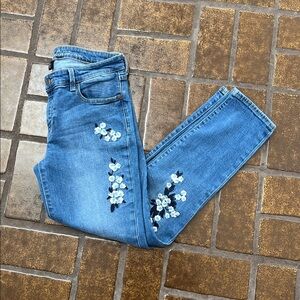 Gap Medium Indigo Floral Embroidered Midrise Girlfriend Jean